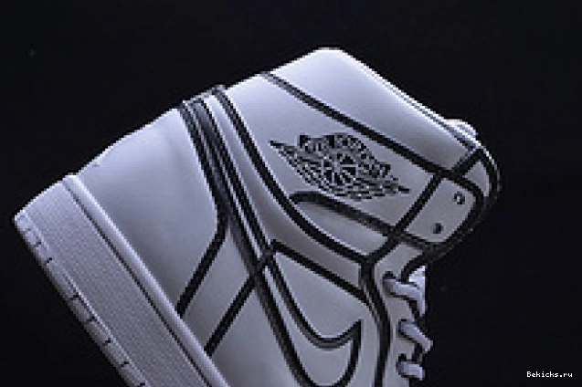 Cheap BK jordan hand-painted 3d pencil” nike mens retro air “comic 1 aa4724-110 white 1203